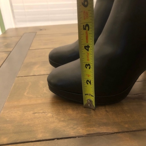 Nine West Kuinby 3 Boots - Picture 11 of 16